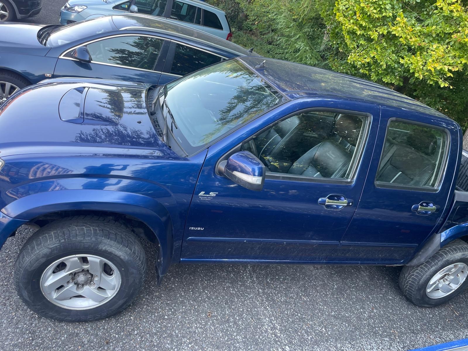 ISUZU D-MAX CrewCab LS 3.0 4x4 A-image-4