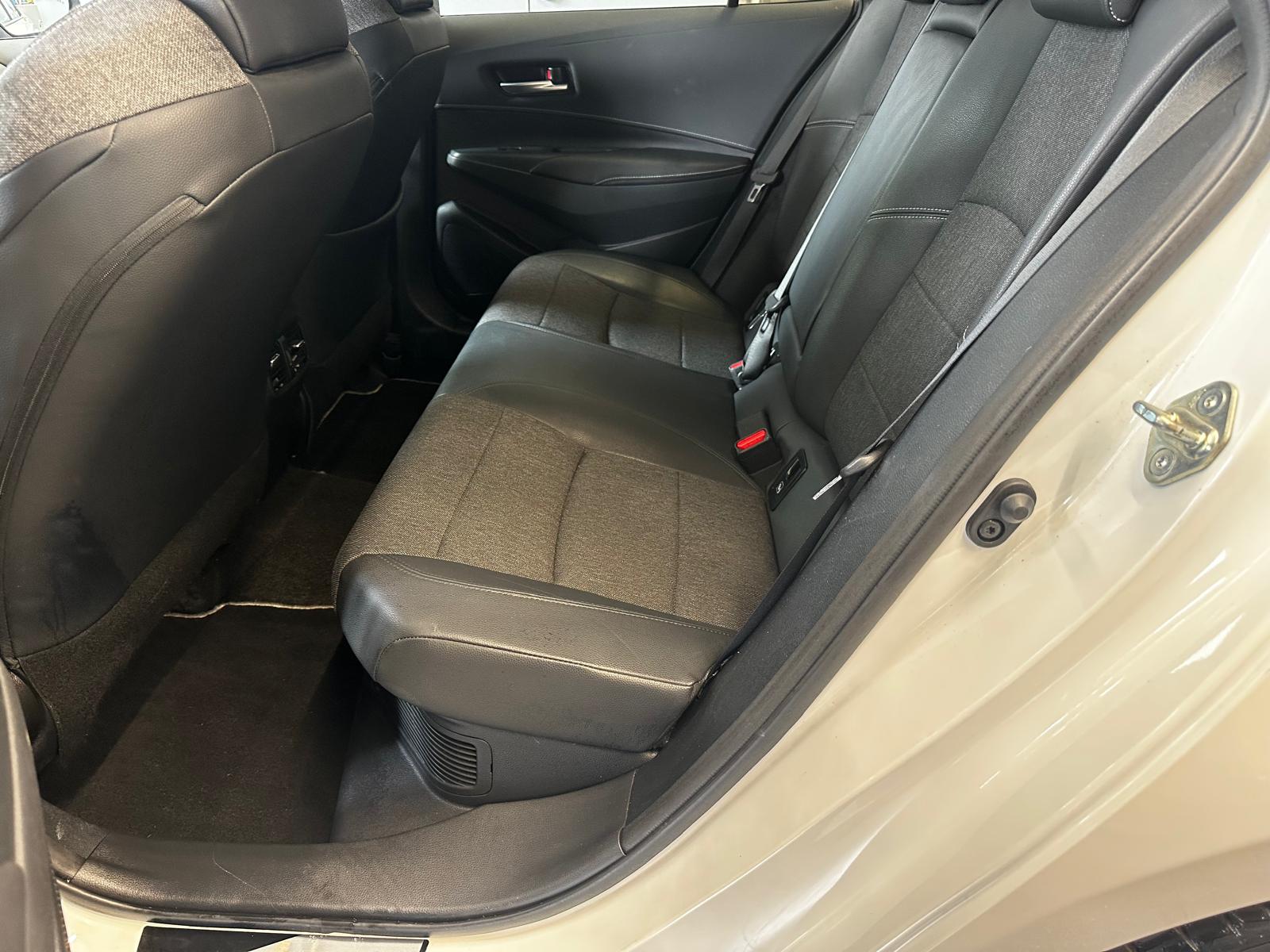 TOYOTA Corolla Touring Sports 2.0 HSD Trend-image-8