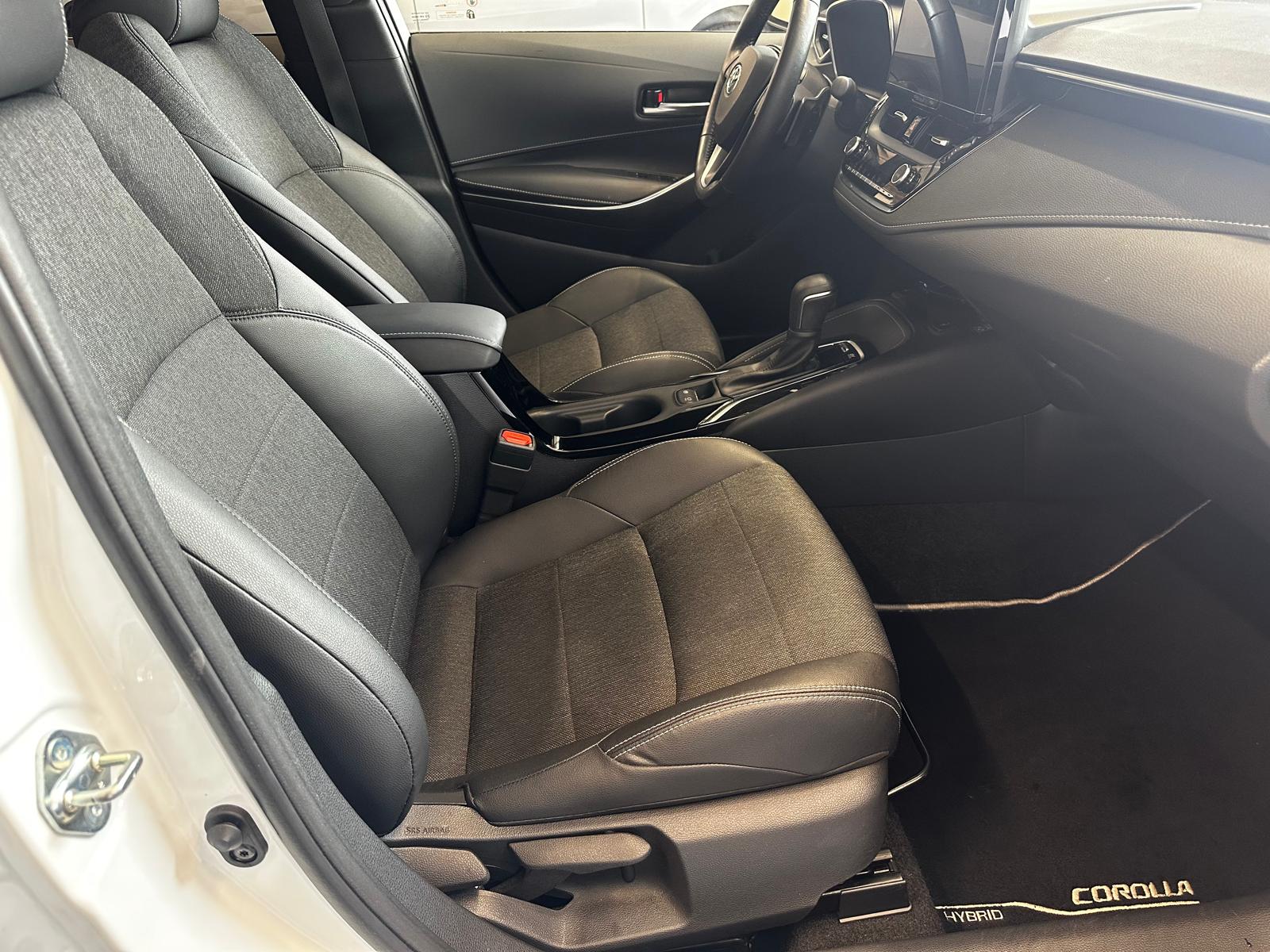 TOYOTA Corolla Touring Sports 2.0 HSD Trend-image-12