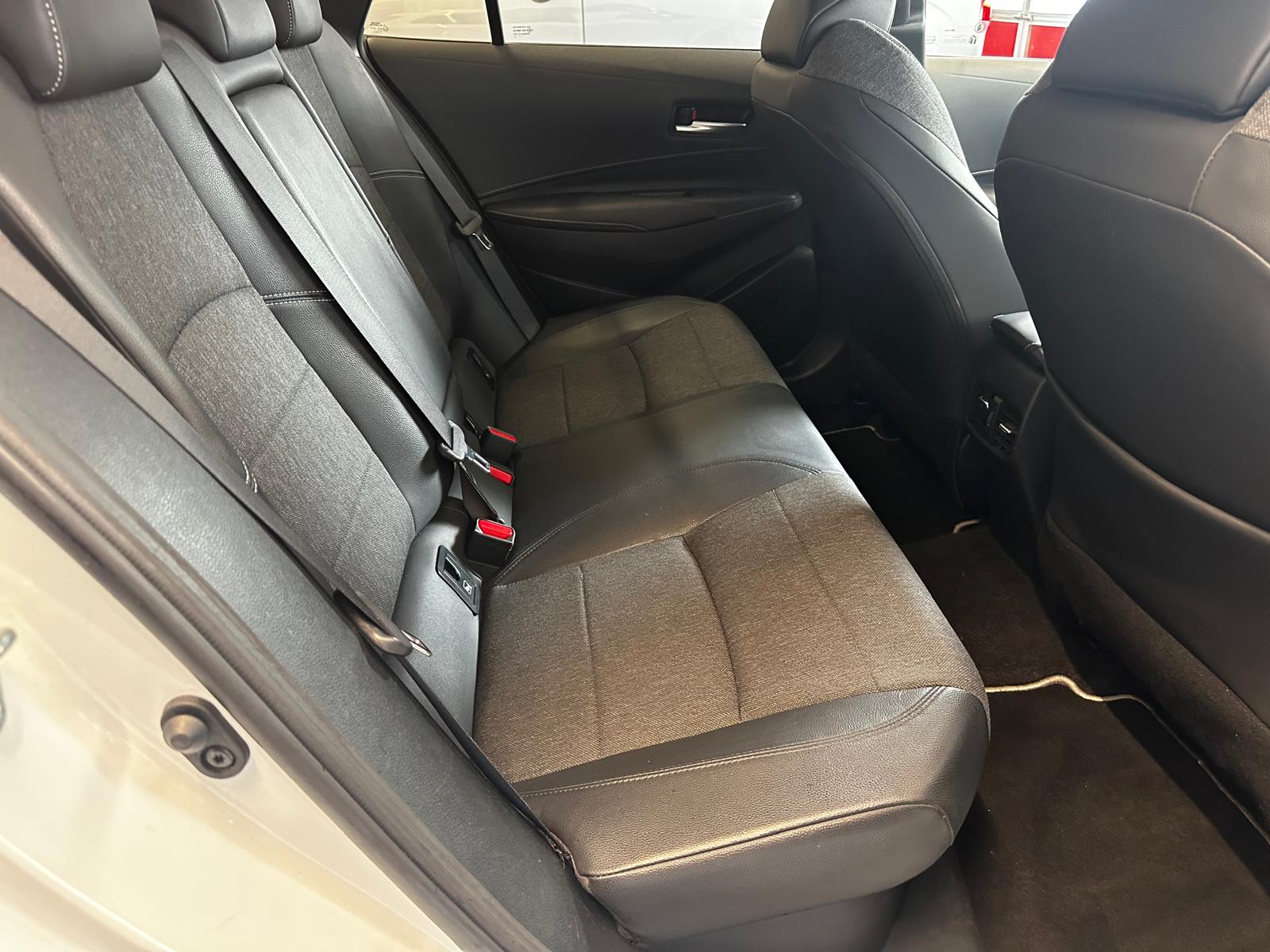 TOYOTA Corolla Touring Sports 2.0 HSD Trend-image-11