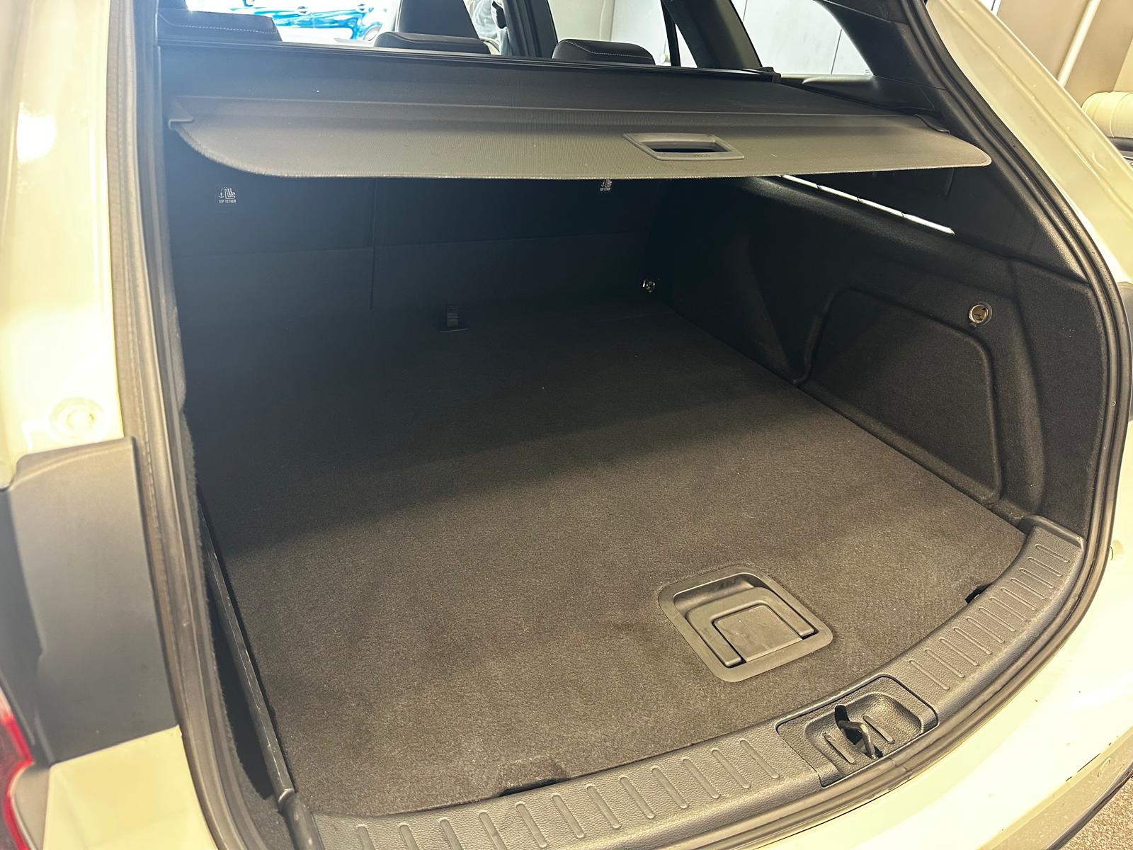 TOYOTA Corolla Touring Sports 2.0 HSD Trend-image-6