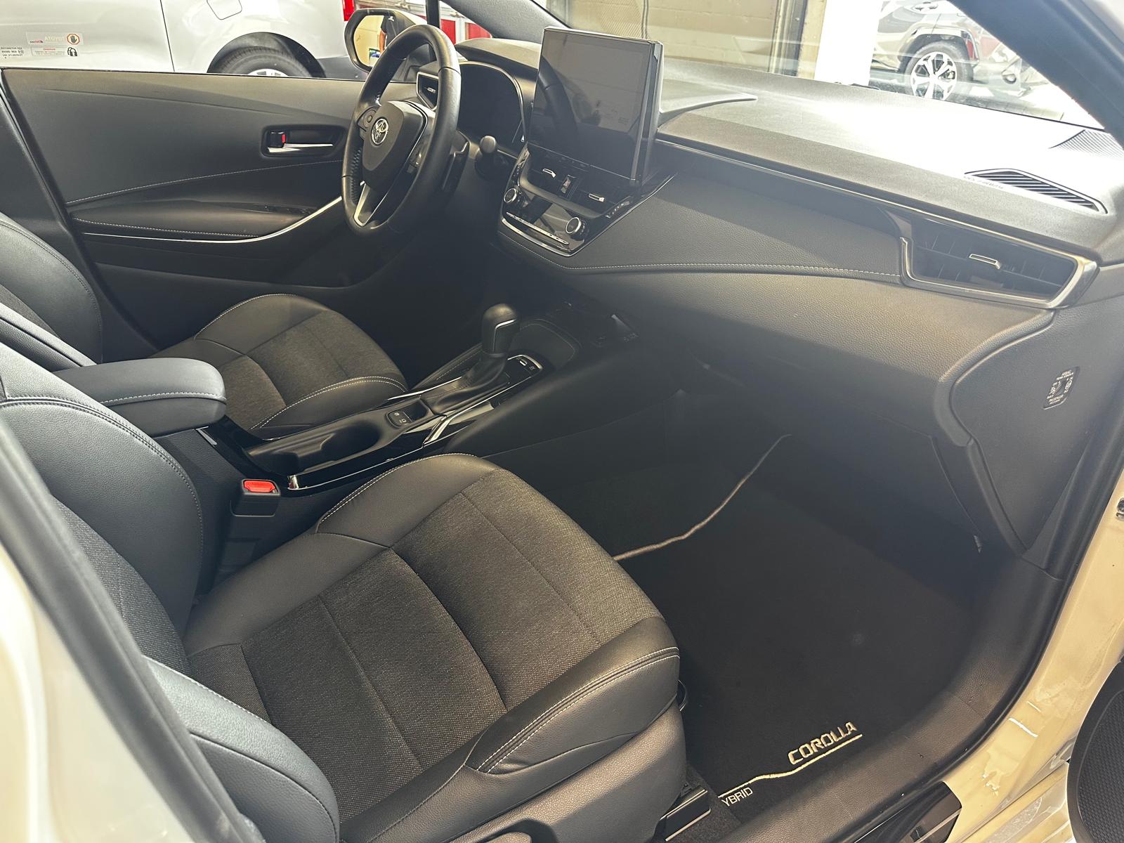 TOYOTA Corolla Touring Sports 2.0 HSD Trend-image-10