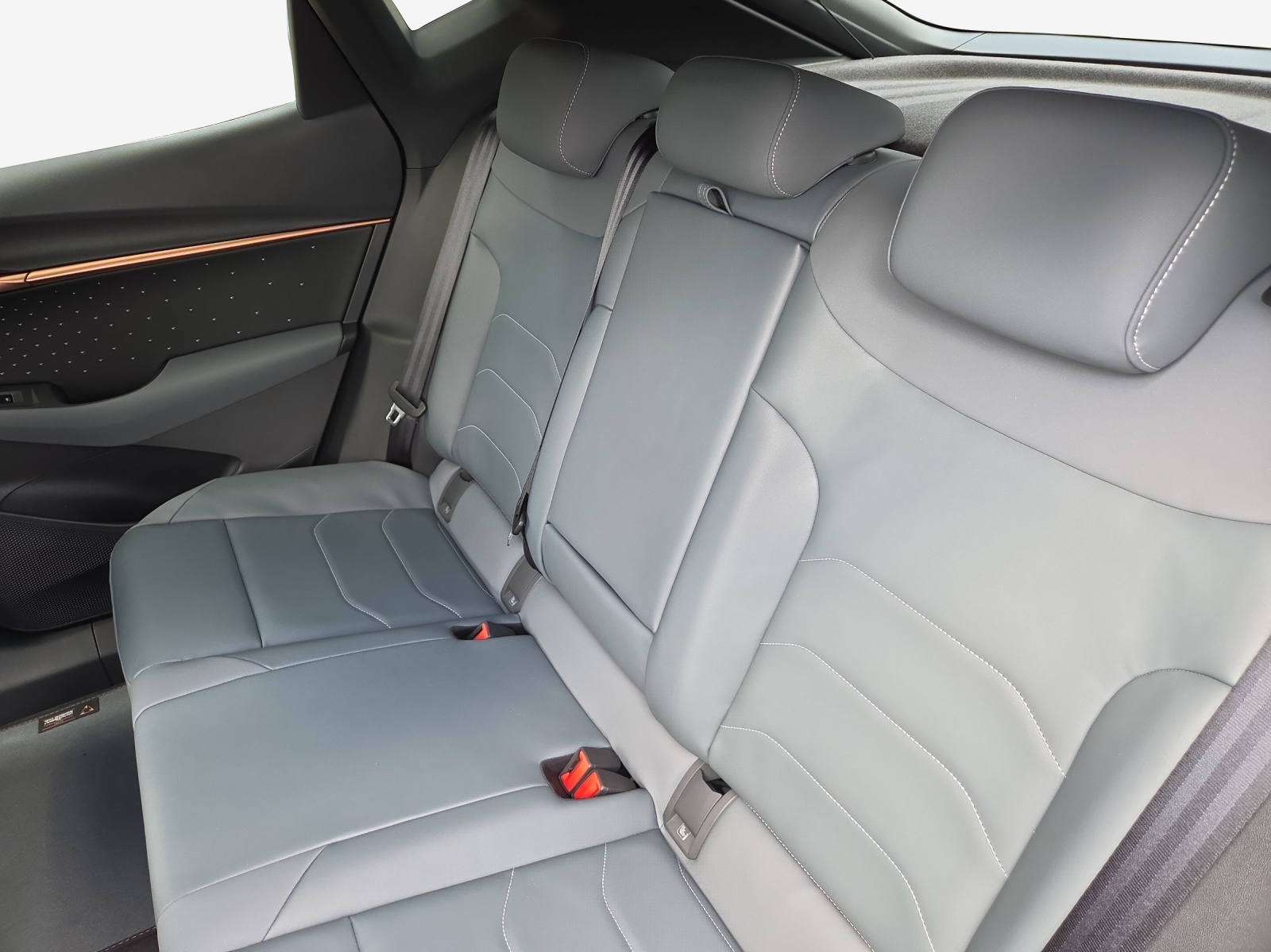 CUPRA Tavascan 77 kWh Edge 4D-image-11