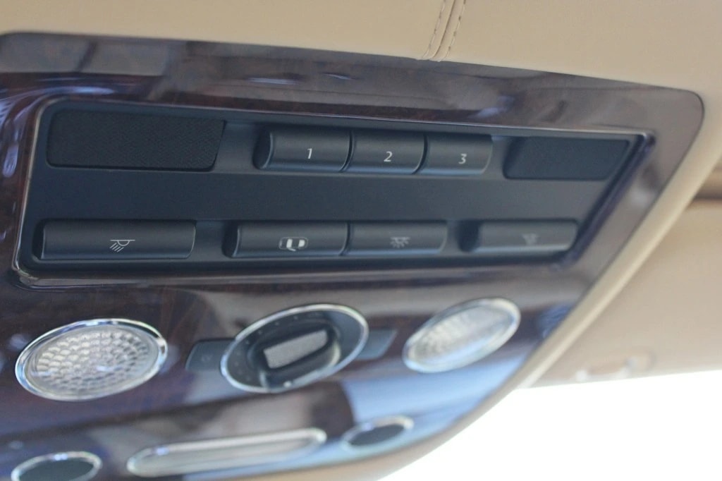BENTLEY Continental Flying Spur 6.0-image-14