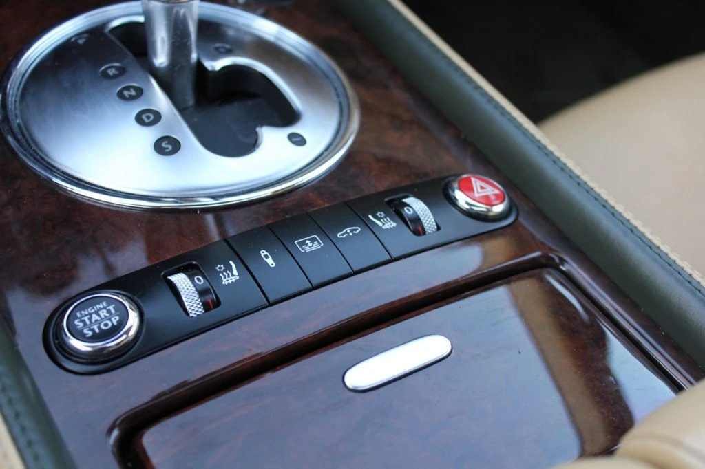 BENTLEY Continental Flying Spur 6.0-image-13