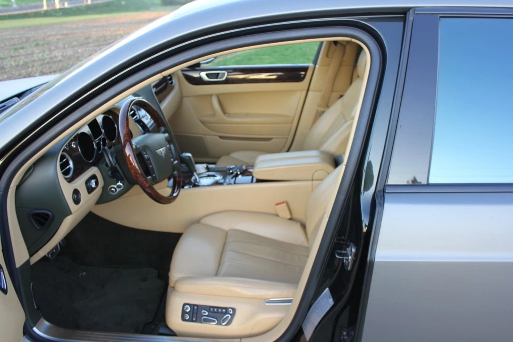 BENTLEY Continental Flying Spur 6.0-image-8