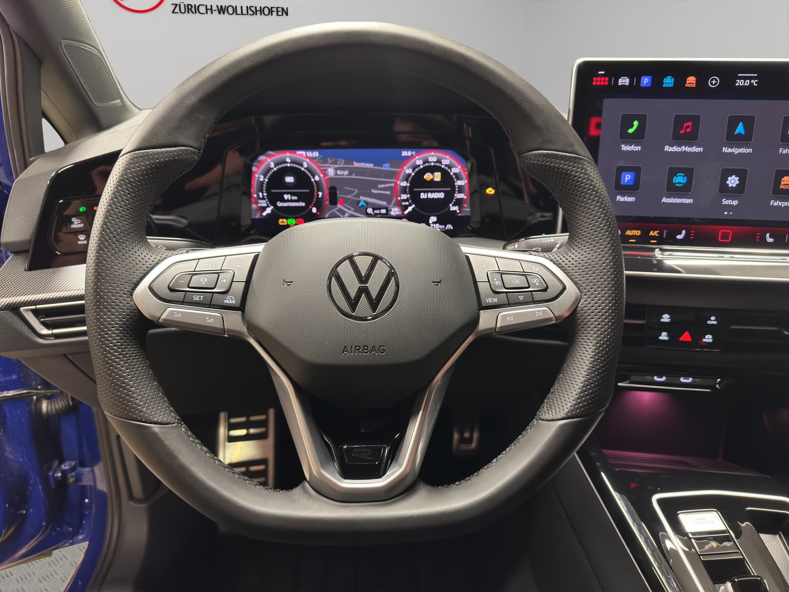 VW Golf VIII 1.5 eTSI R-Line DSG-image-6