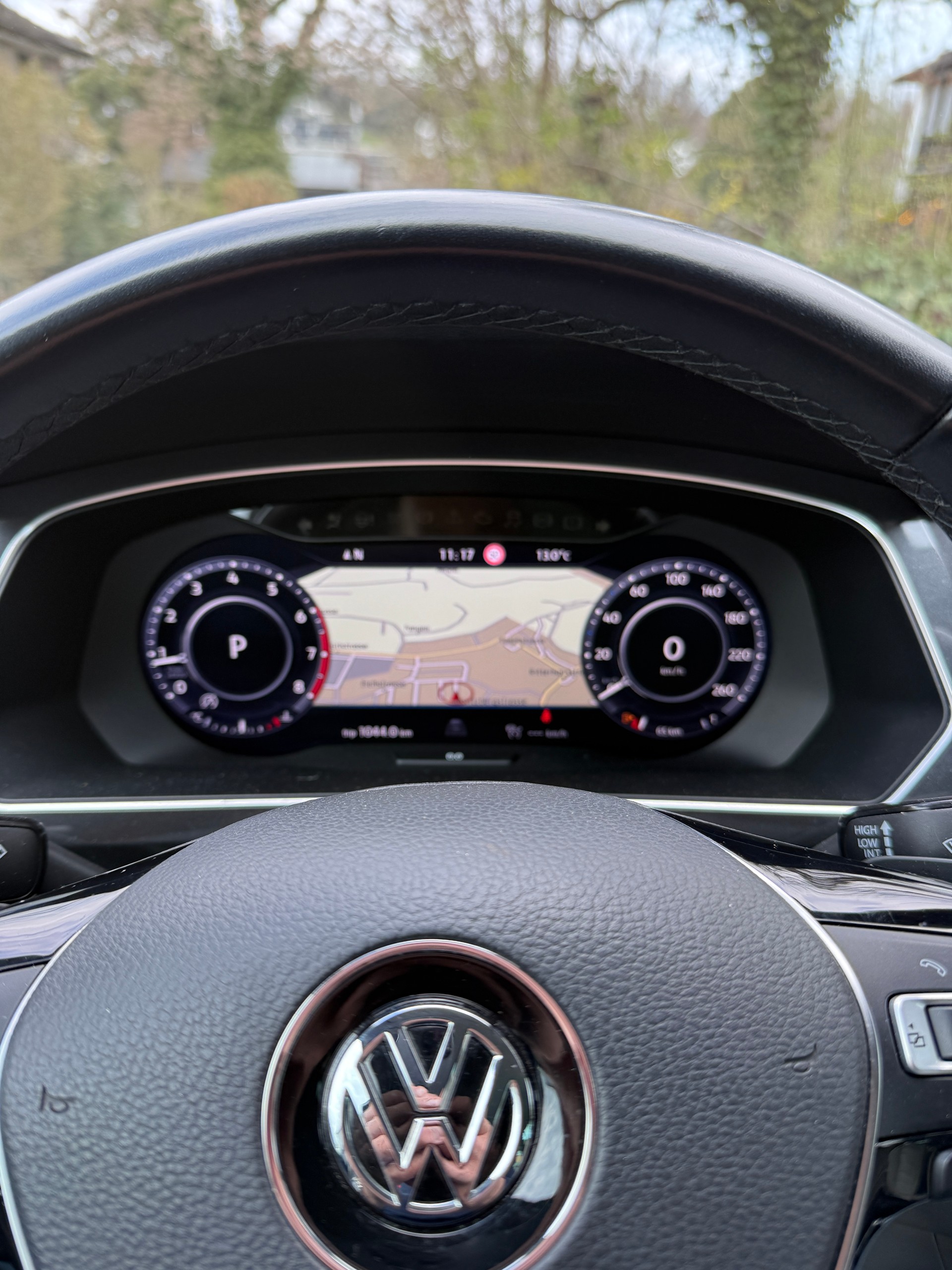 VW 2.0 TSI R-Line 4 Motion DSG-image-7