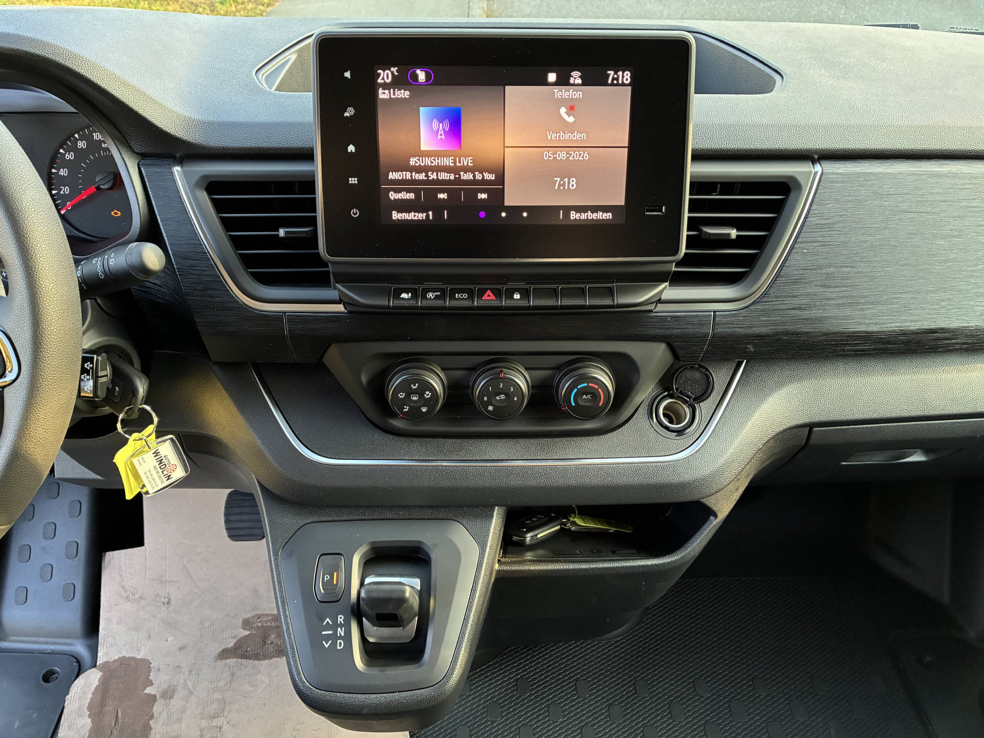 RENAULT Trafic Kaw. 3.0 t L2H1 150 PS Automat-image-14