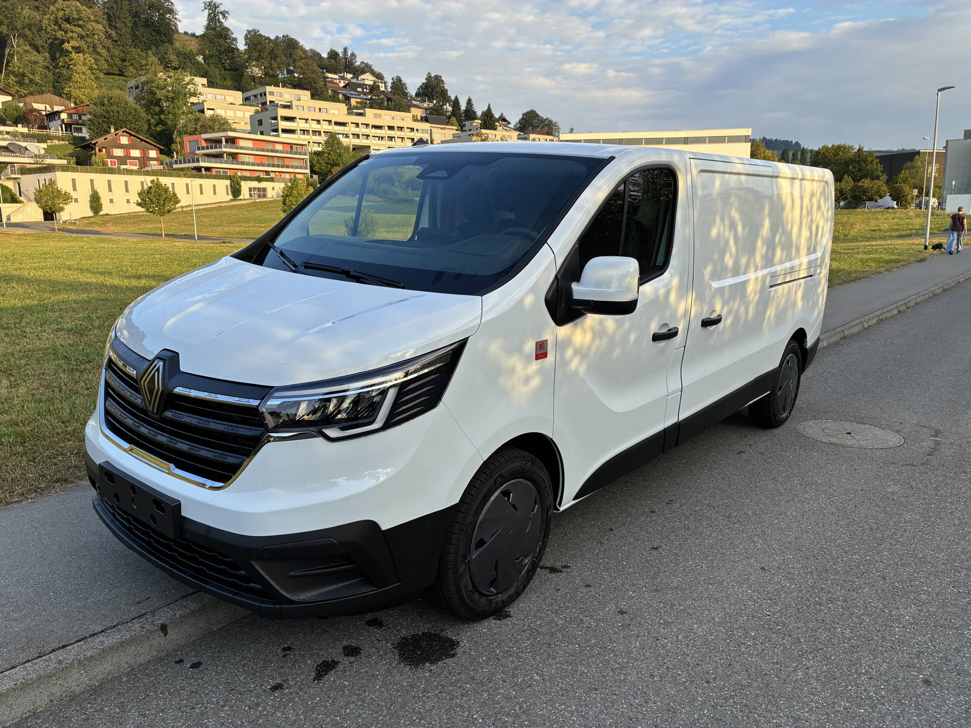 RENAULT Trafic Kaw. 3.0 t L2H1 150 PS Automat-image-0