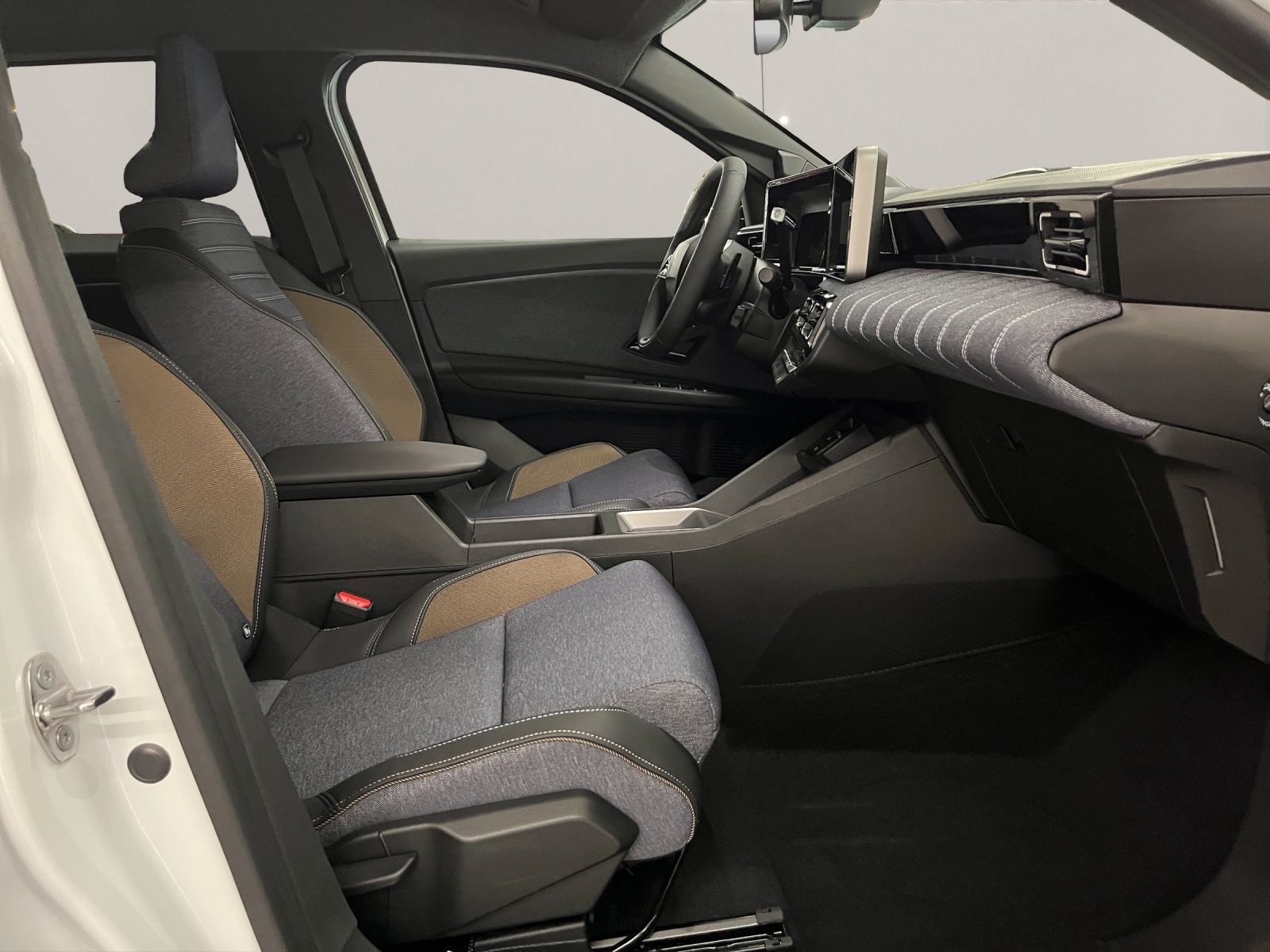 RENAULT R5 E-Tech Comfort Range techno-image-8
