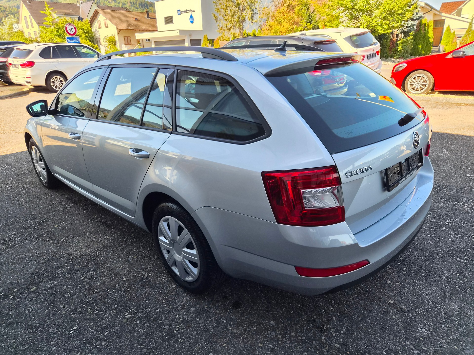 SKODA Octavia Combi 1.6 TDI Ambition DSG-image-3