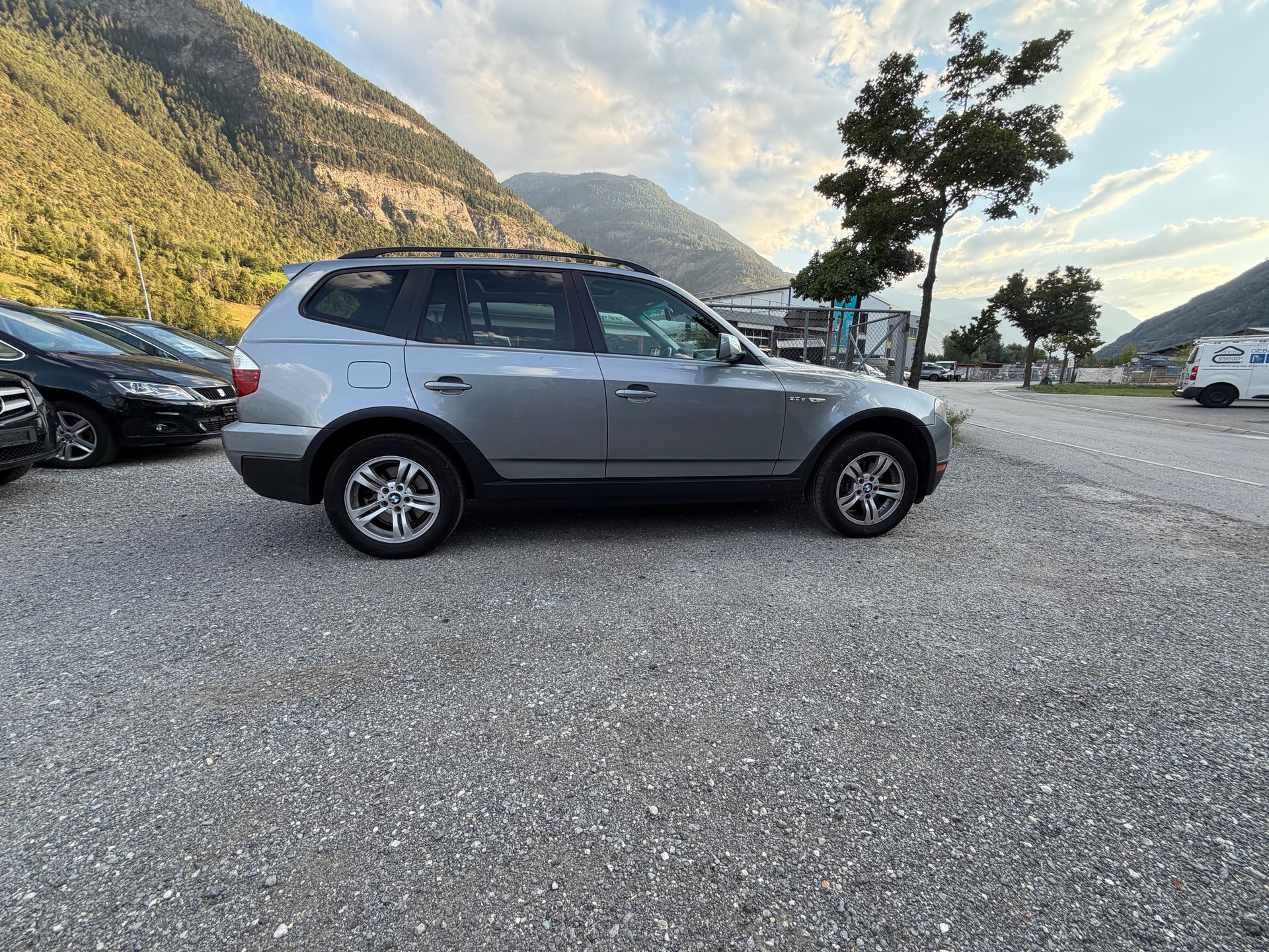 BMW X3 xDrive 30i (3.0si)-image-4