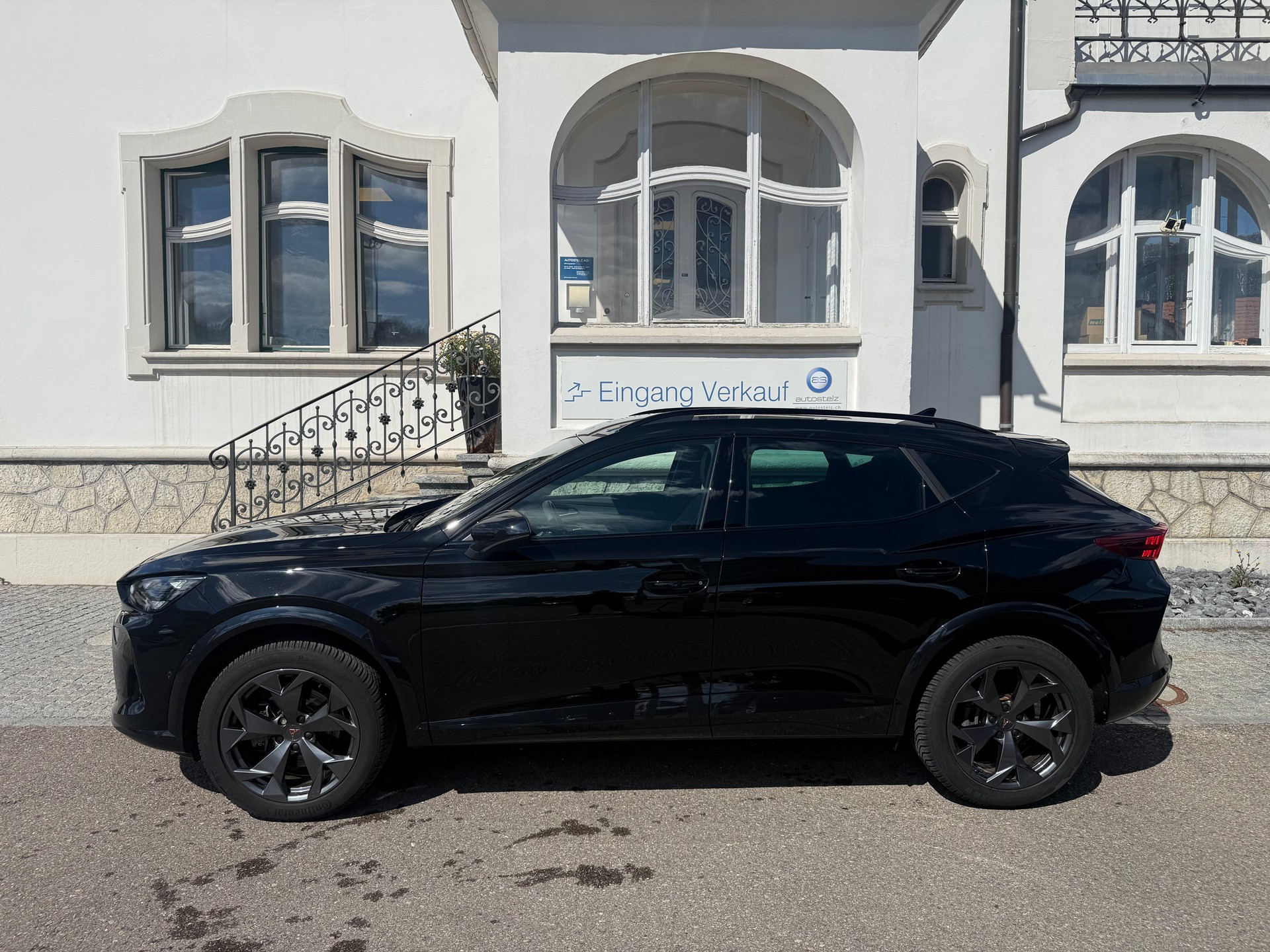 CUPRA Formentor 1.5 eTSI DSG-image-3