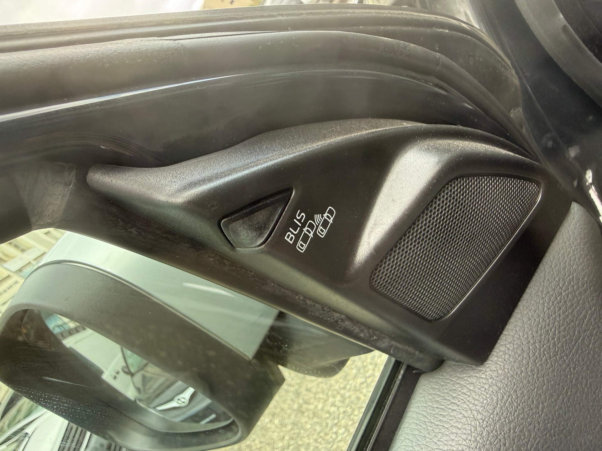 VOLVO XC90 D5 AWD Executive Geartronic-image-11