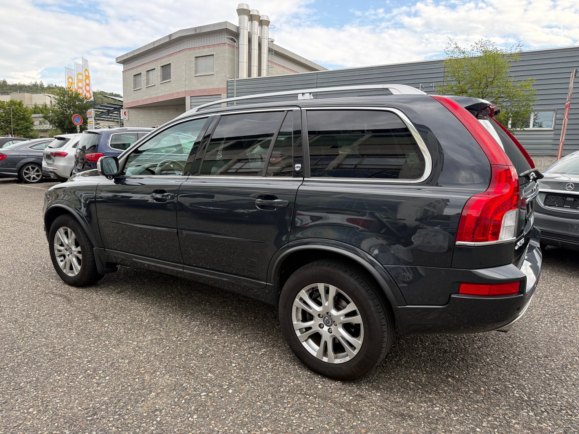 VOLVO XC90 D5 AWD Executive Geartronic-image-3