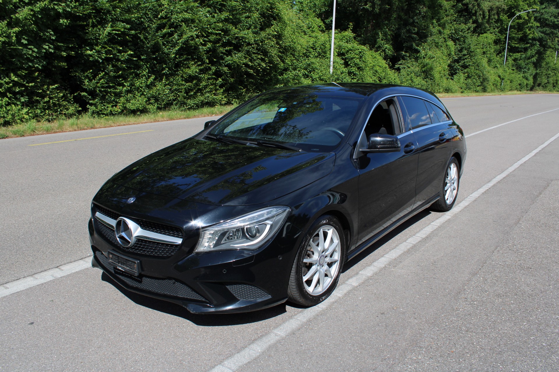 MERCEDES-BENZ CLA Shooting Brake 180 Urban 7G-DCT-image-0