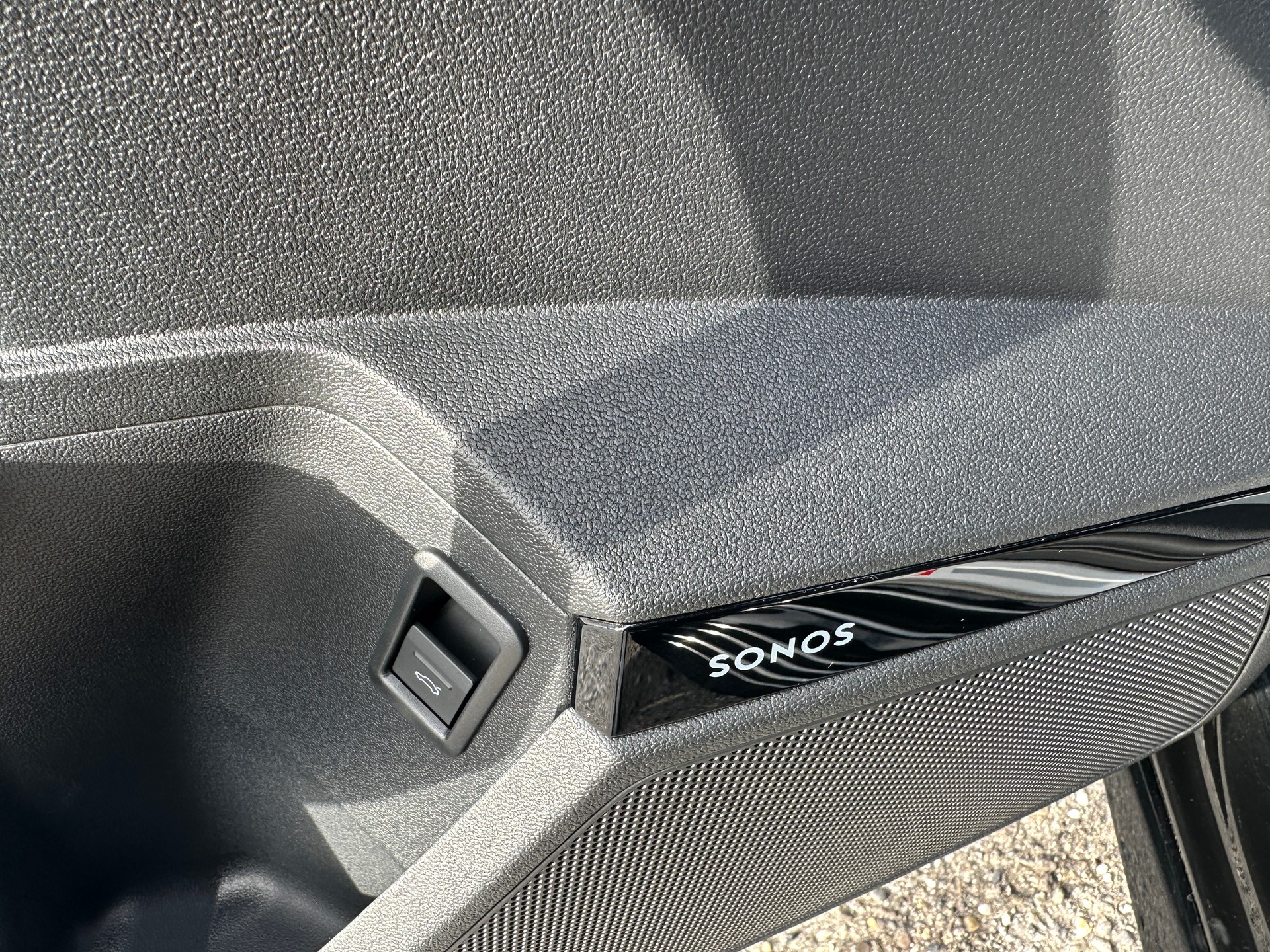 AUDI A3 Sportback TFSI 150 kW quattro S line S trconic(CH Auto)-image-15