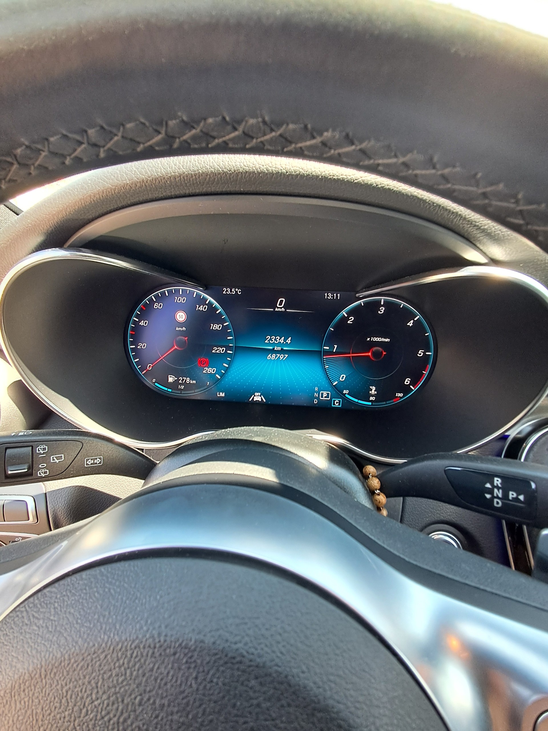 MERCEDES-BENZ C 220 d Swiss Star AMG Line 4m-image-7