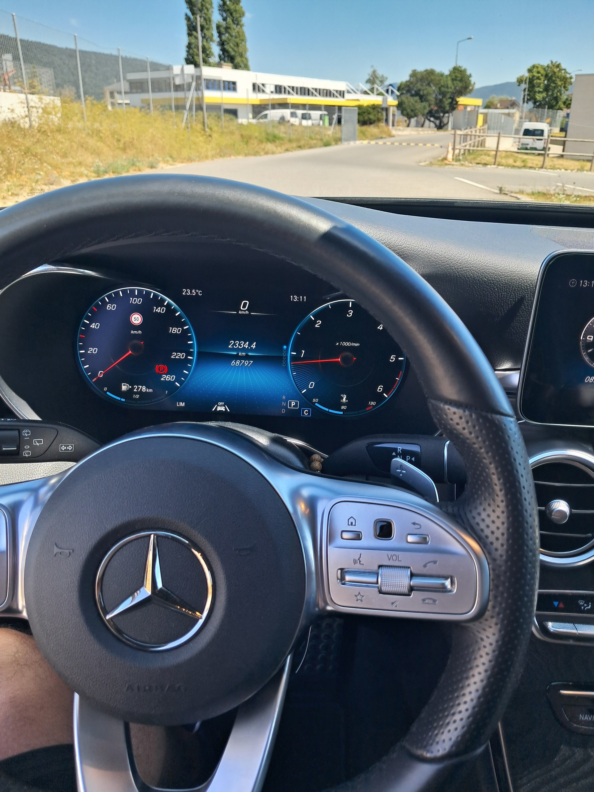 MERCEDES-BENZ C 220 d Swiss Star AMG Line 4m-image-9