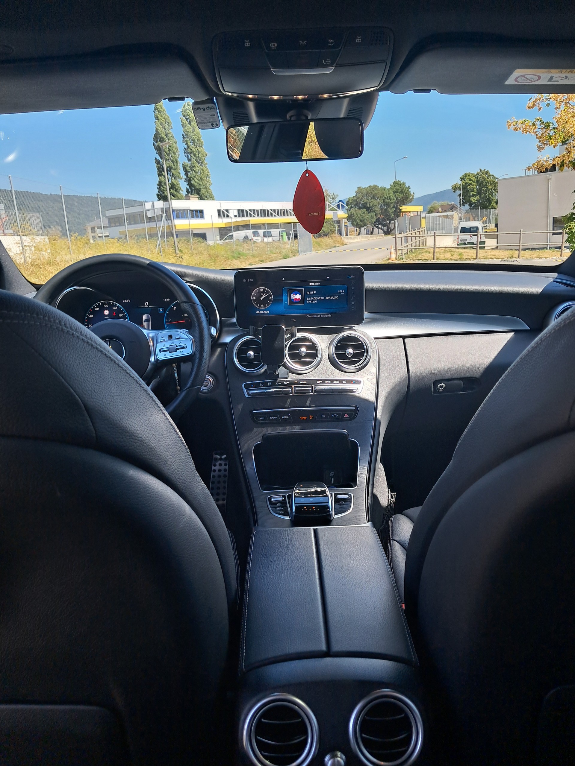 MERCEDES-BENZ C 220 d Swiss Star AMG Line 4m-image-11