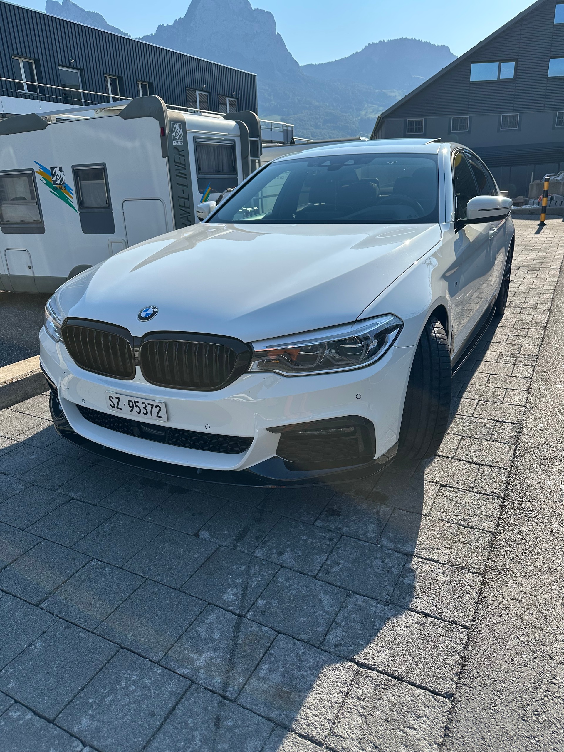 BMW 540i xDrive-image-0