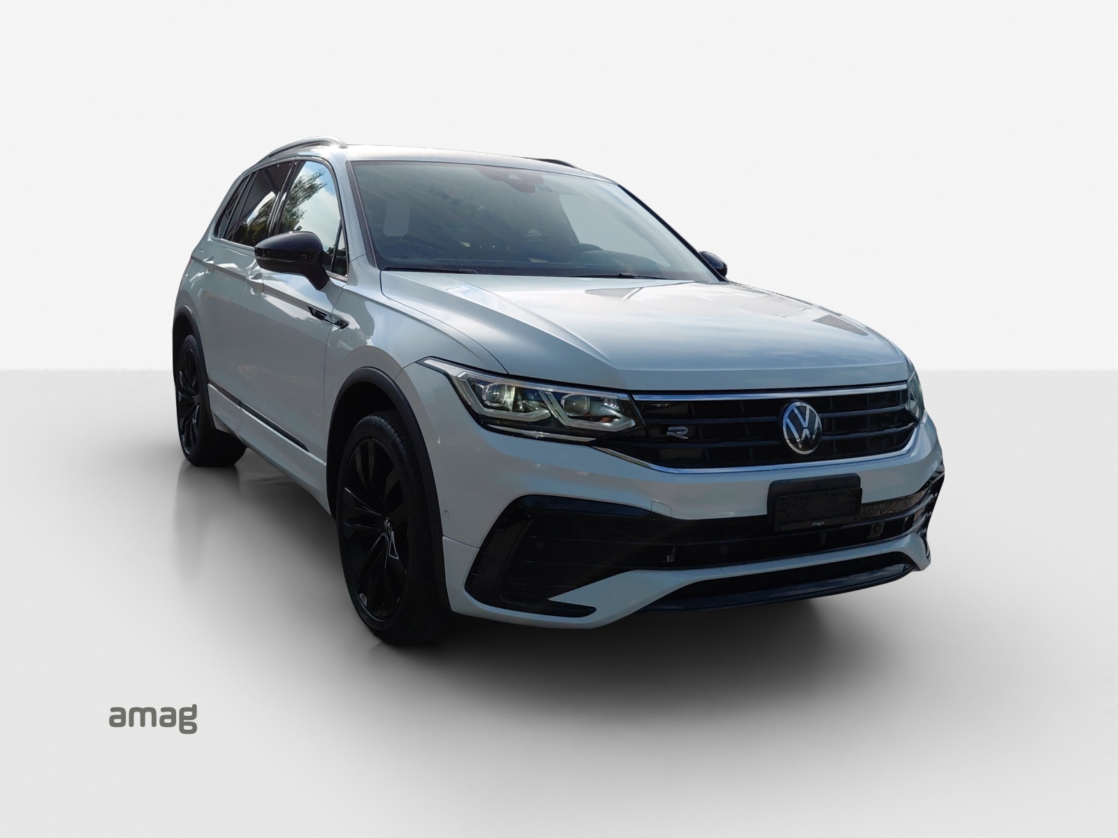 VW Tiguan 2.0TSI R-Line 4Motion DSG-image-5