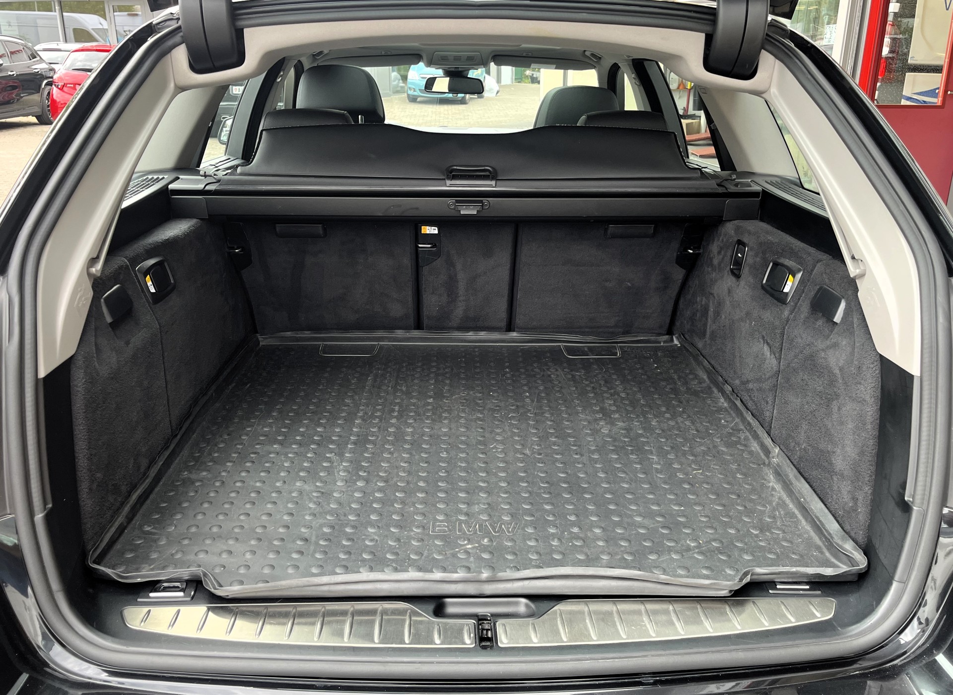 BMW 535d xDrive Touring Steptronic-image-6