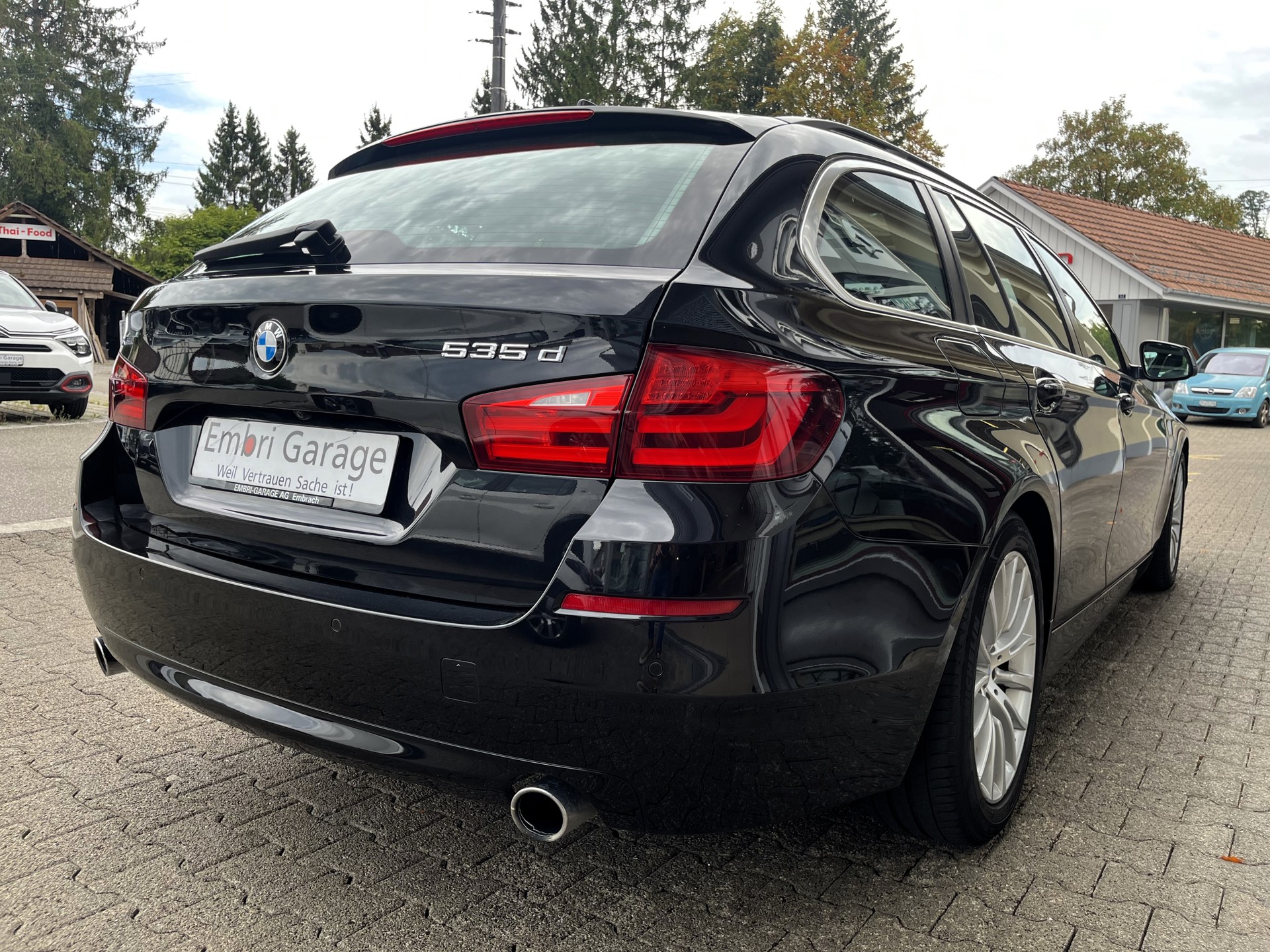 BMW 535d xDrive Touring Steptronic-image-4