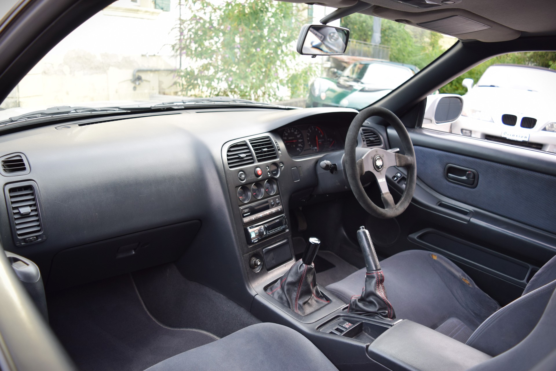 NISSAN Skyline R33 GT-R-image-11