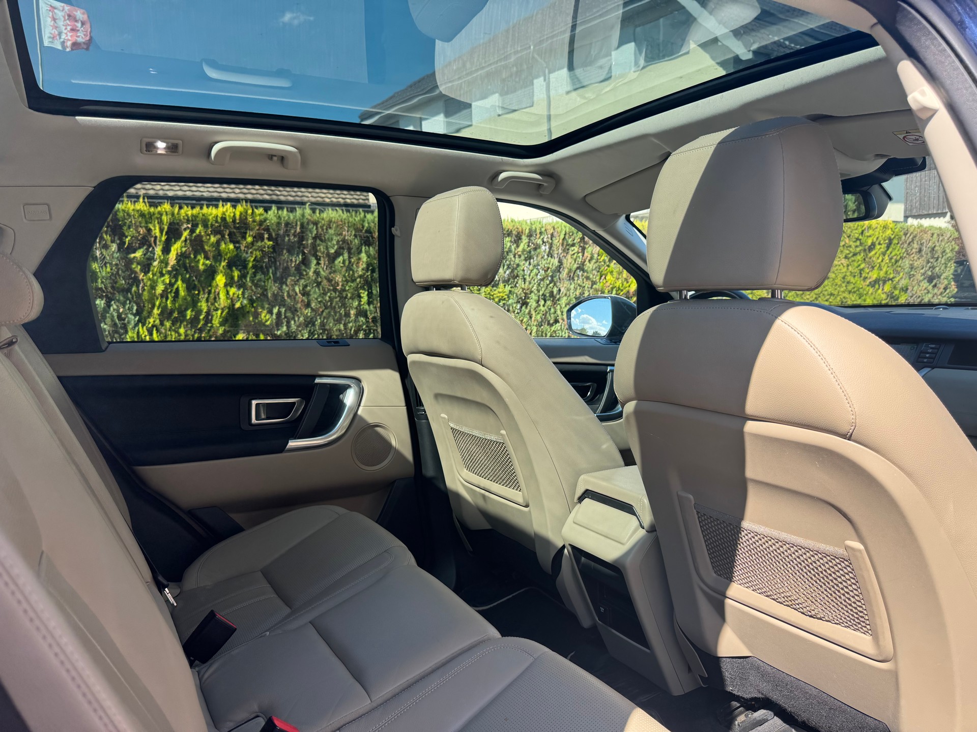 LAND ROVER Discovery Sport 2.0 TD4 Pure AT9-image-11