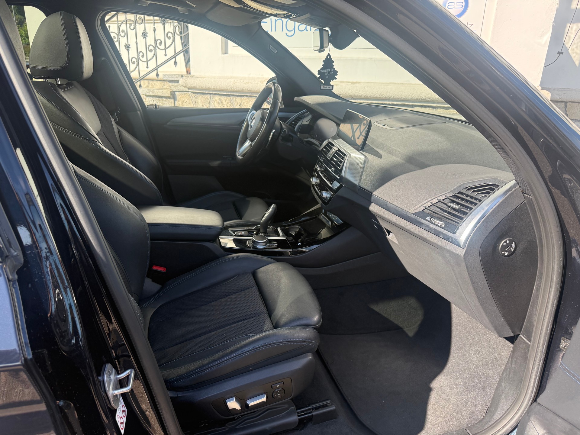 BMW X3 20d xDrive M-SPORT-image-14