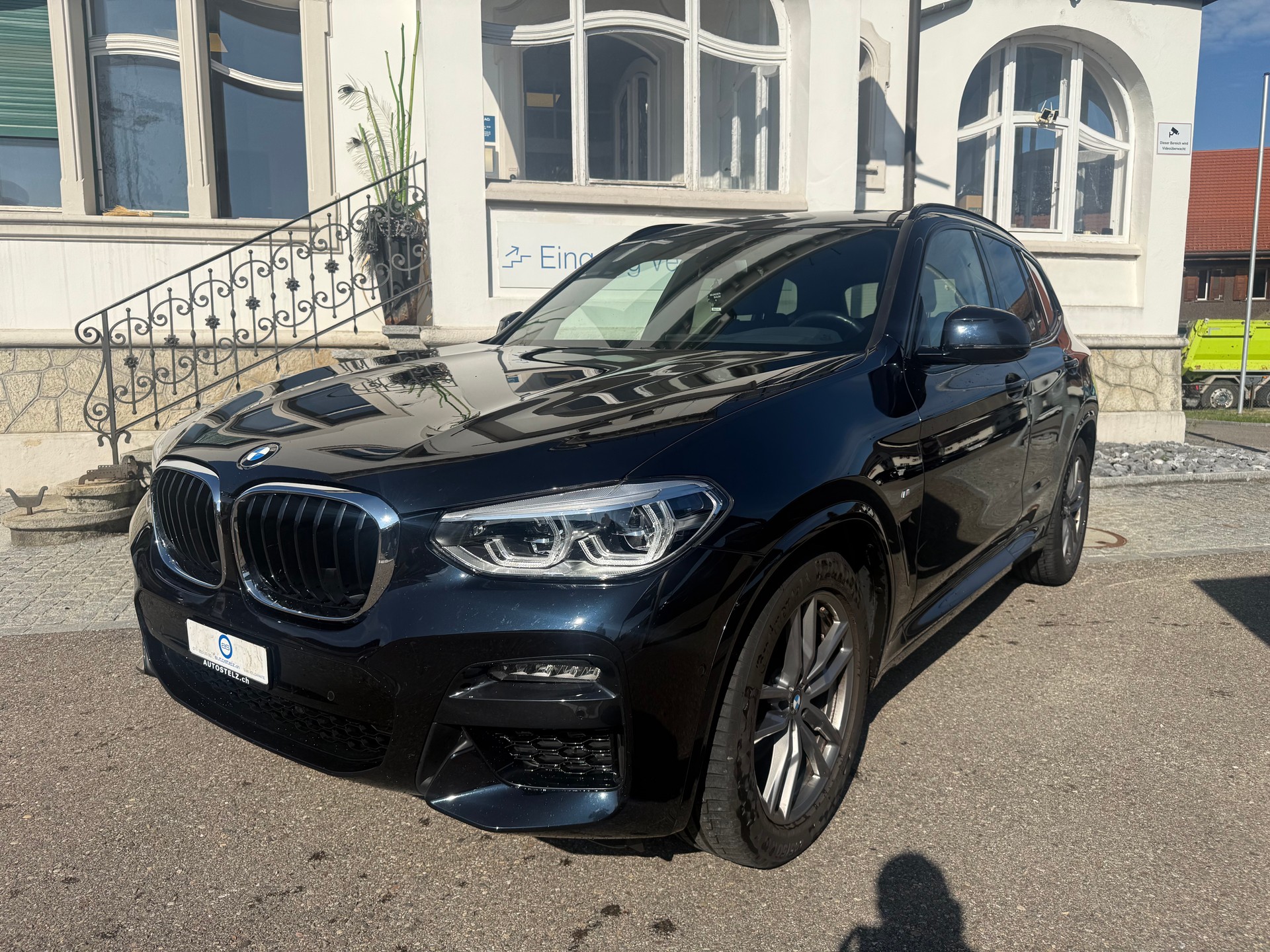 BMW X3 20d xDrive M-SPORT-image-1