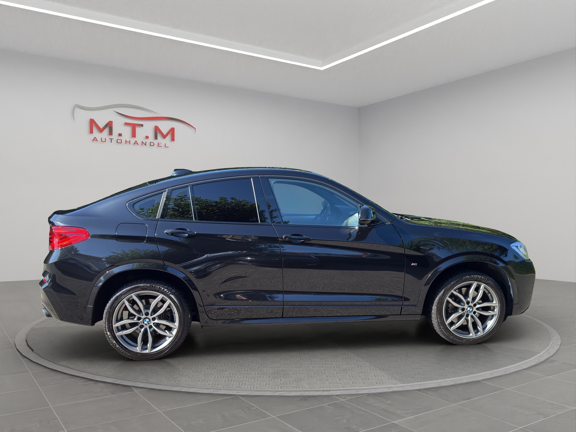 BMW X4 M 40i Steptronic-image-13