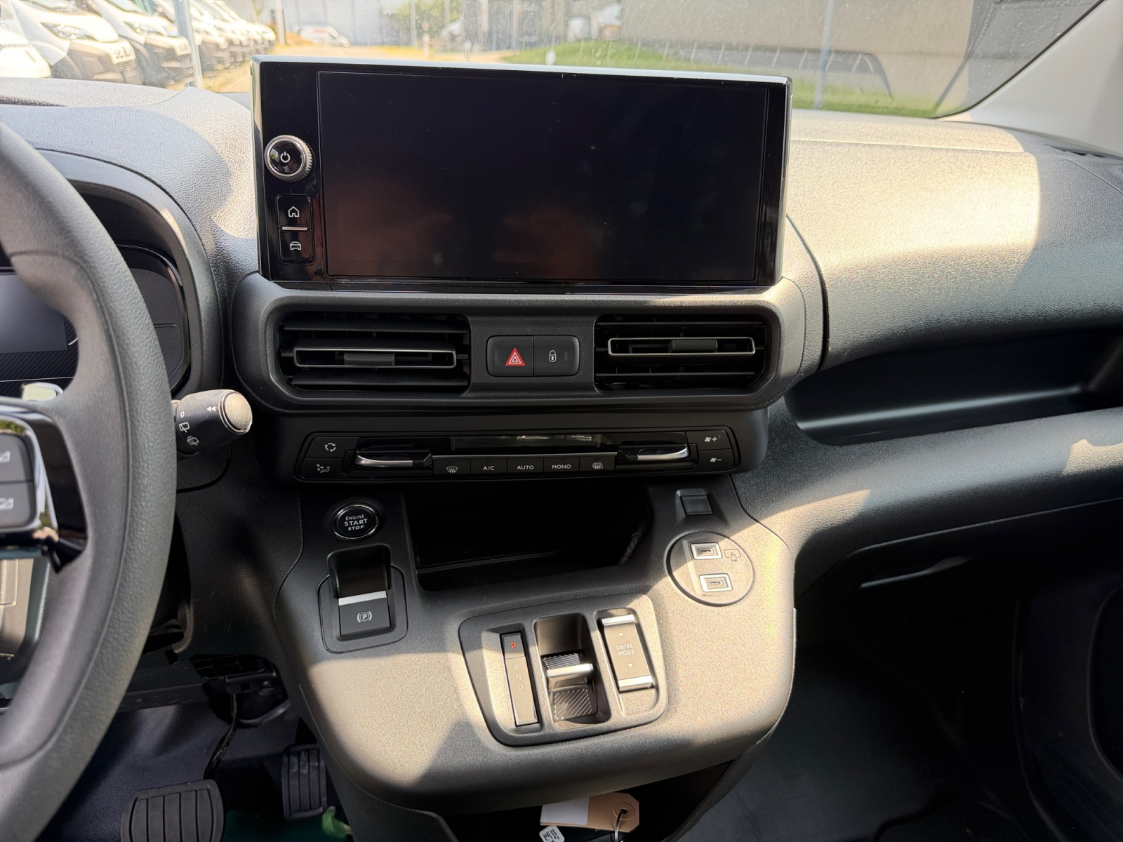 FIAT E-Doblo L1 50kWh 800kg Easy Pro * 290 km Reichweite * Top Preis-image-8
