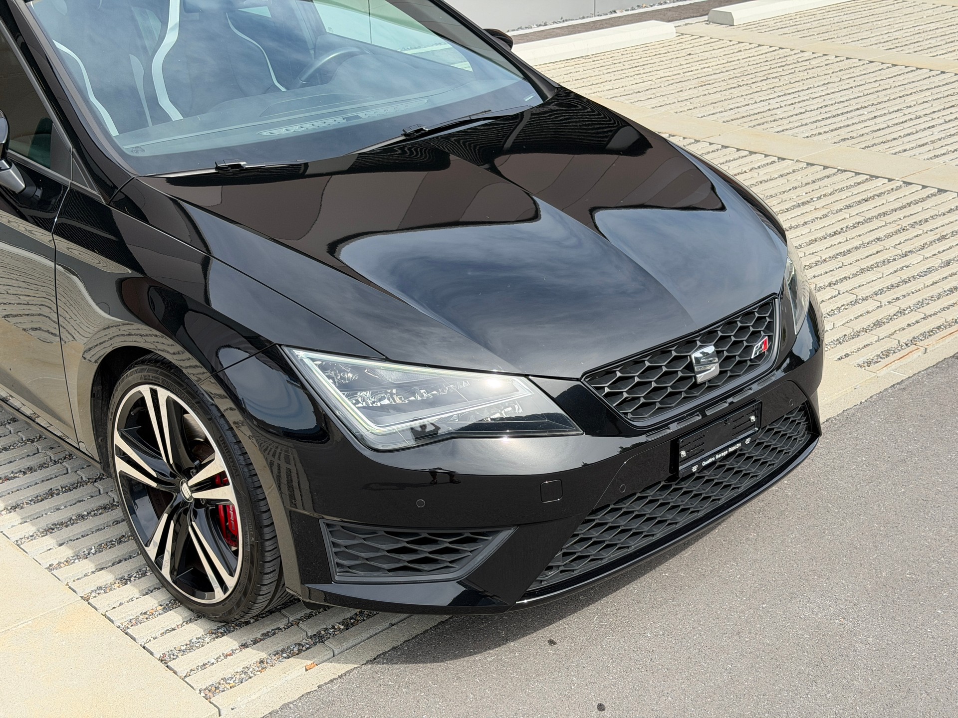 SEAT Leon ST 2.0 TSI Cupra 280 DSG *Schalensitze* *Panorama*-image-31