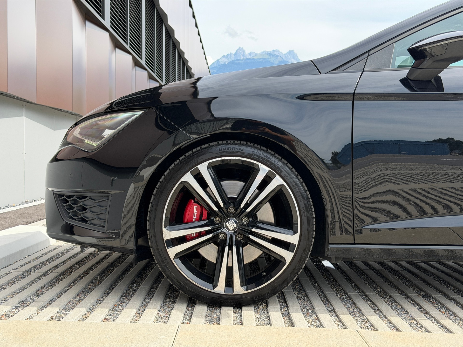 SEAT Leon ST 2.0 TSI Cupra 280 DSG *Schalensitze* *Panorama*-image-10