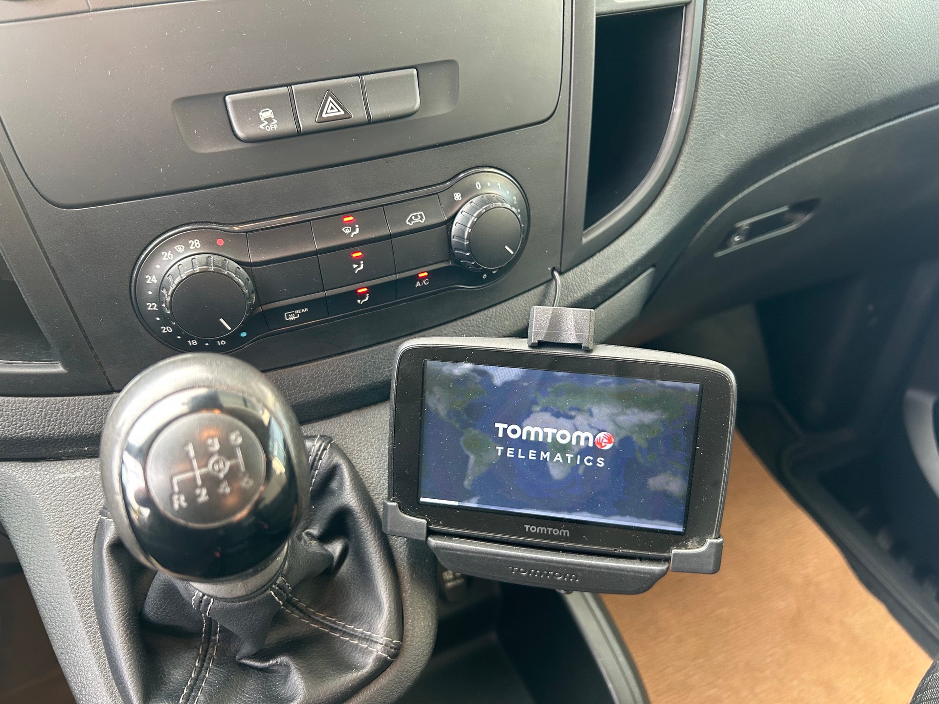 MERCEDES-BENZ Vito 114 BlueTEC Euro 6-image-12
