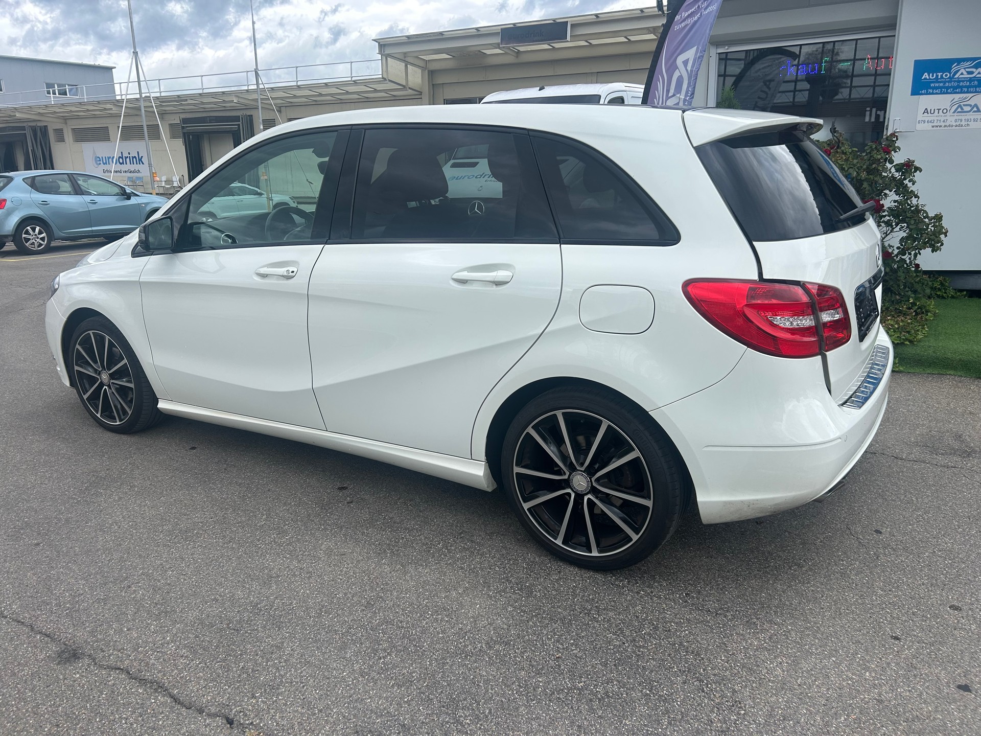 MERCEDES-BENZ B 200 7G-DCT-image-7