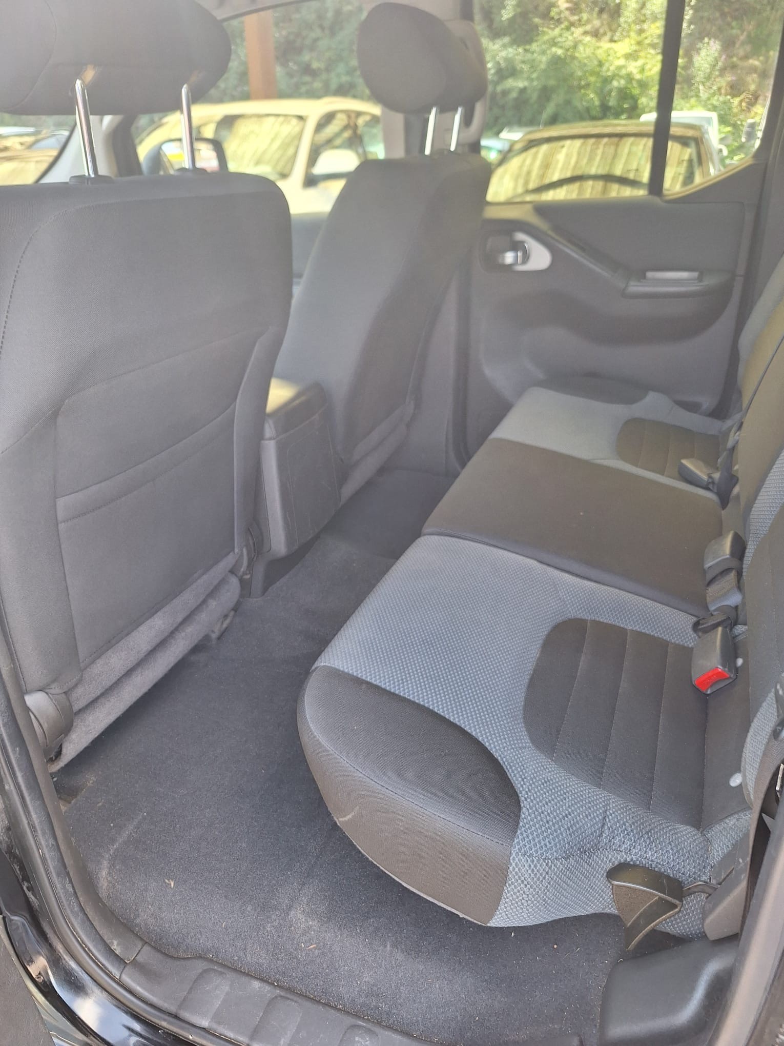 NISSAN Navara Double Cab Platinum EVO 2.5 dCi 4WD A-image-10