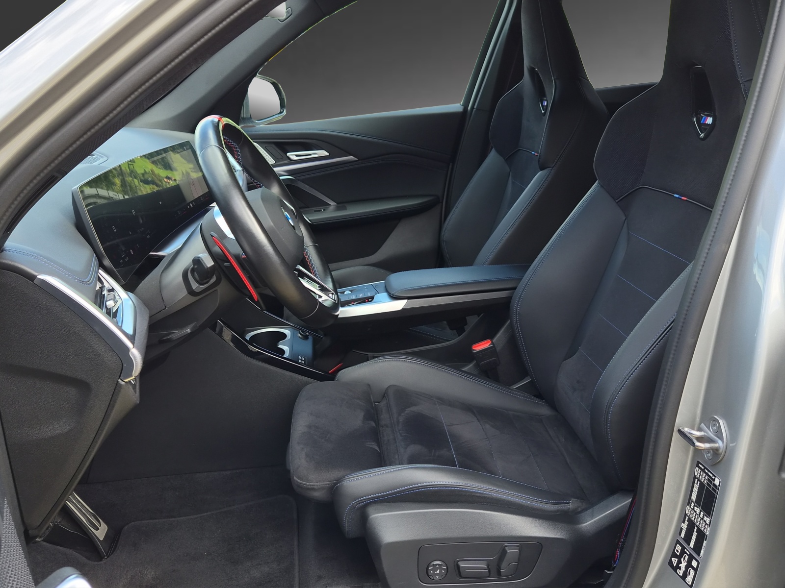 BMW X1 xDrive M35i-image-5