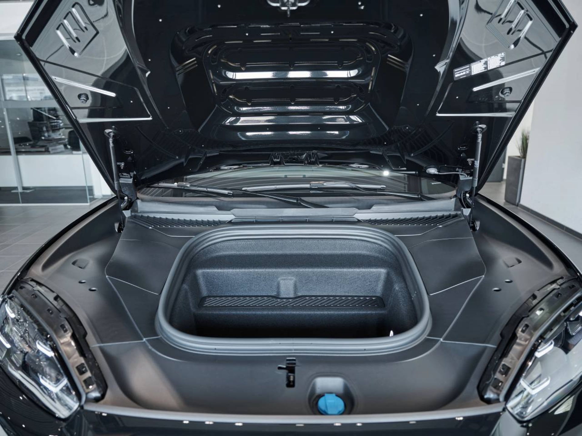 PORSCHE Cayenne S Coupé Electric-image-10