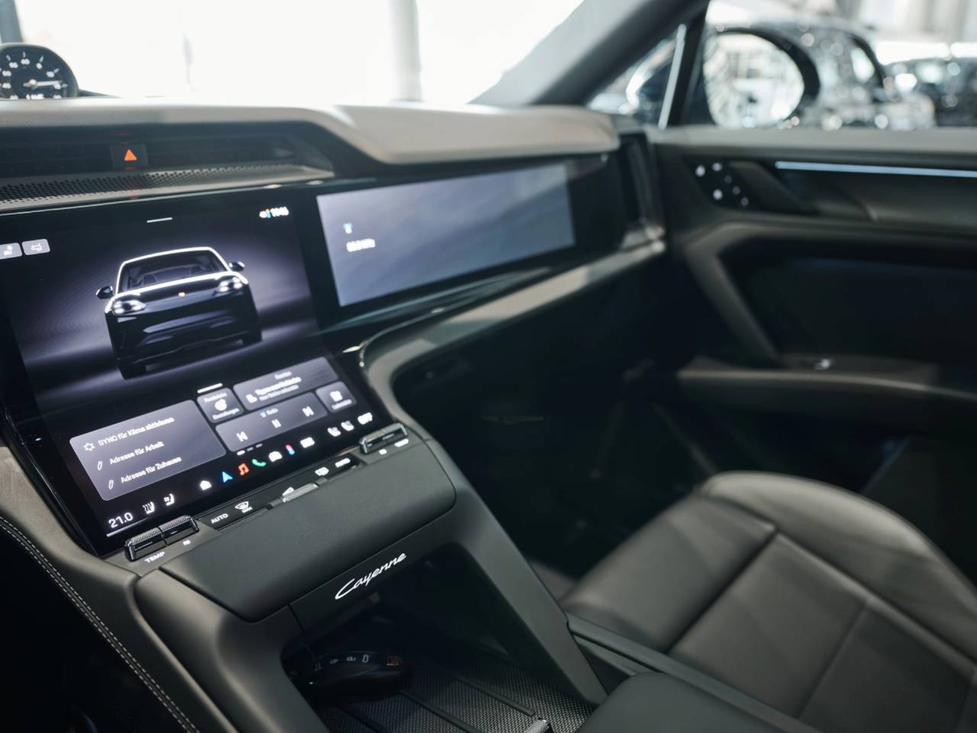 PORSCHE Cayenne S Coupé Electric-image-17