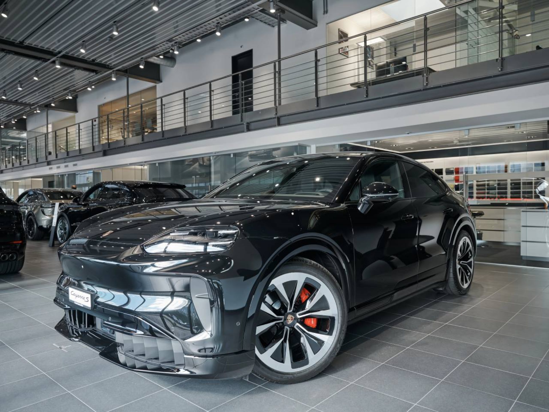 PORSCHE Cayenne S Coupé Electric-image-8