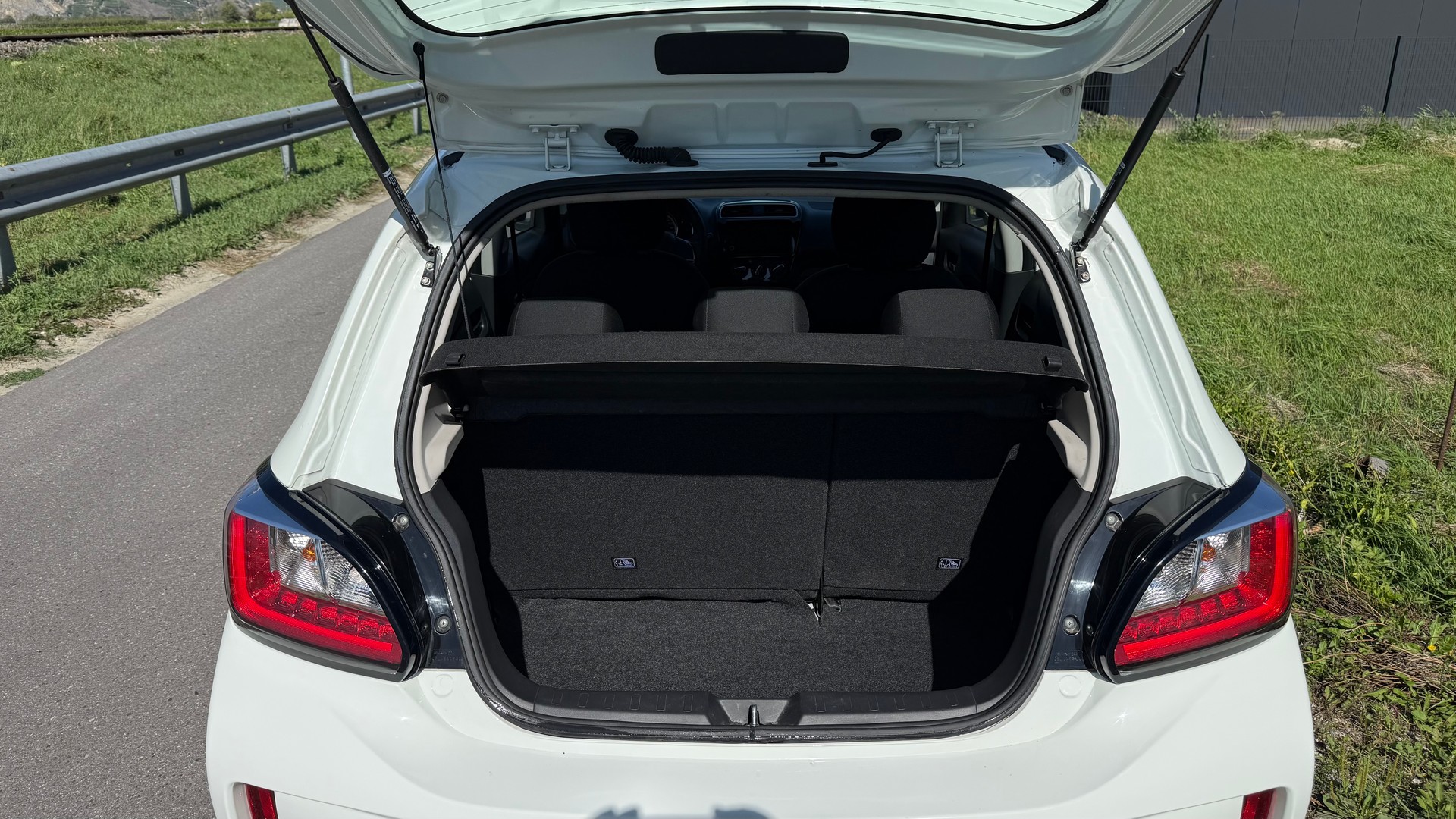 MITSUBISHI Space Star 1.2 CVT Inform-image-8