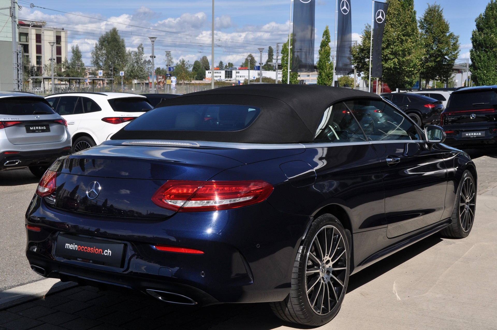 MERCEDES-BENZ C 400 AMG Line 4Matic-image-10