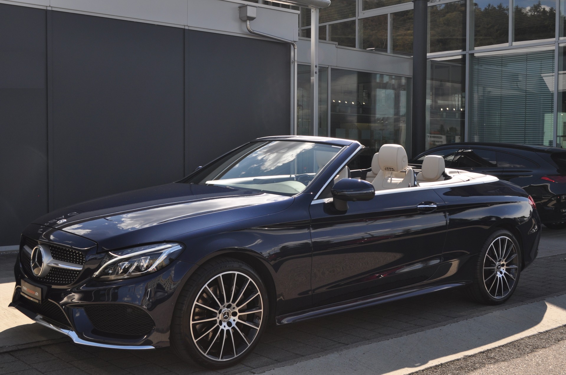 MERCEDES-BENZ C 400 AMG Line 4Matic-image-1