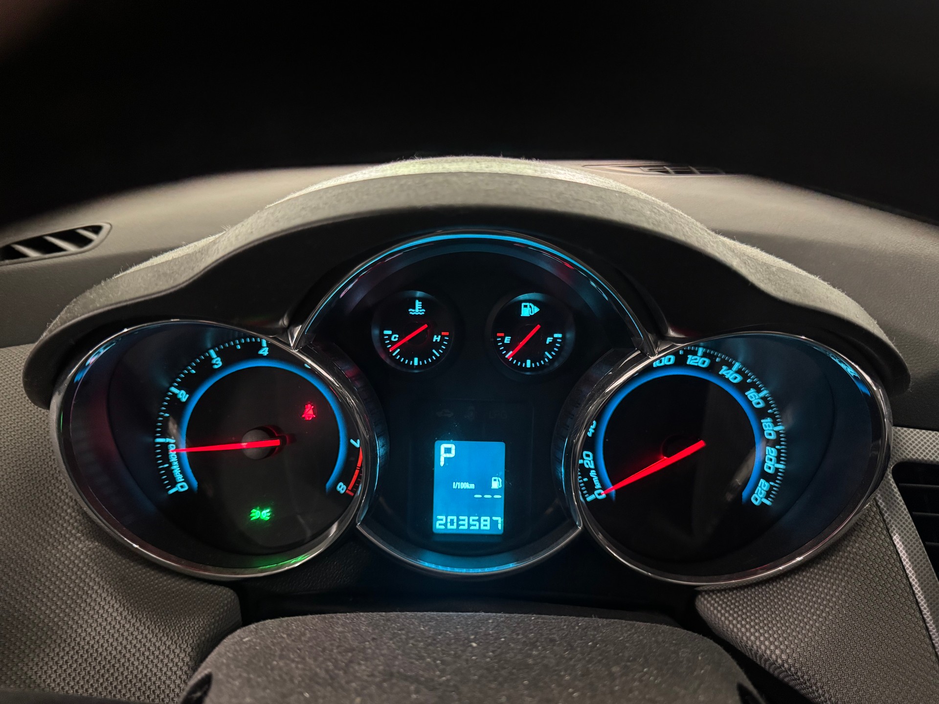 CHEVROLET Cruze 1.8 LT Automatic-image-13