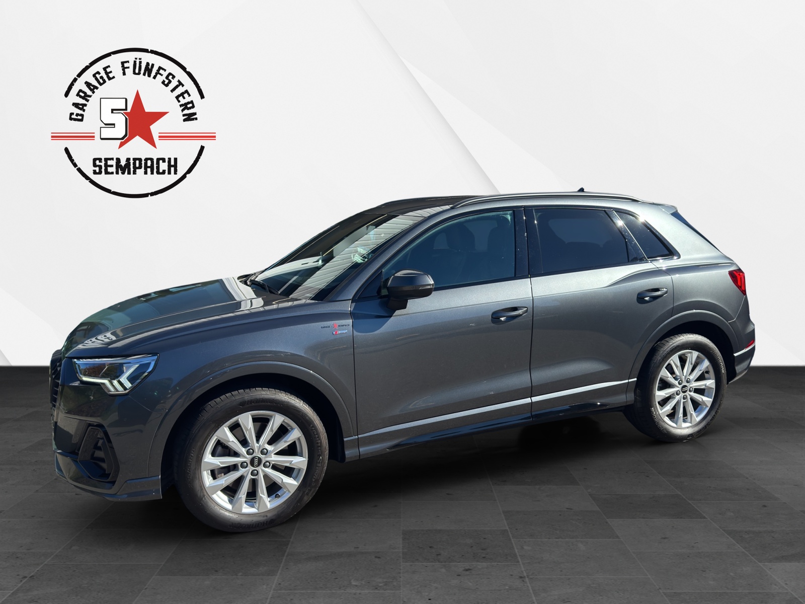 AUDI Q3 40 TFSI S line quattro S-tronic-image-0