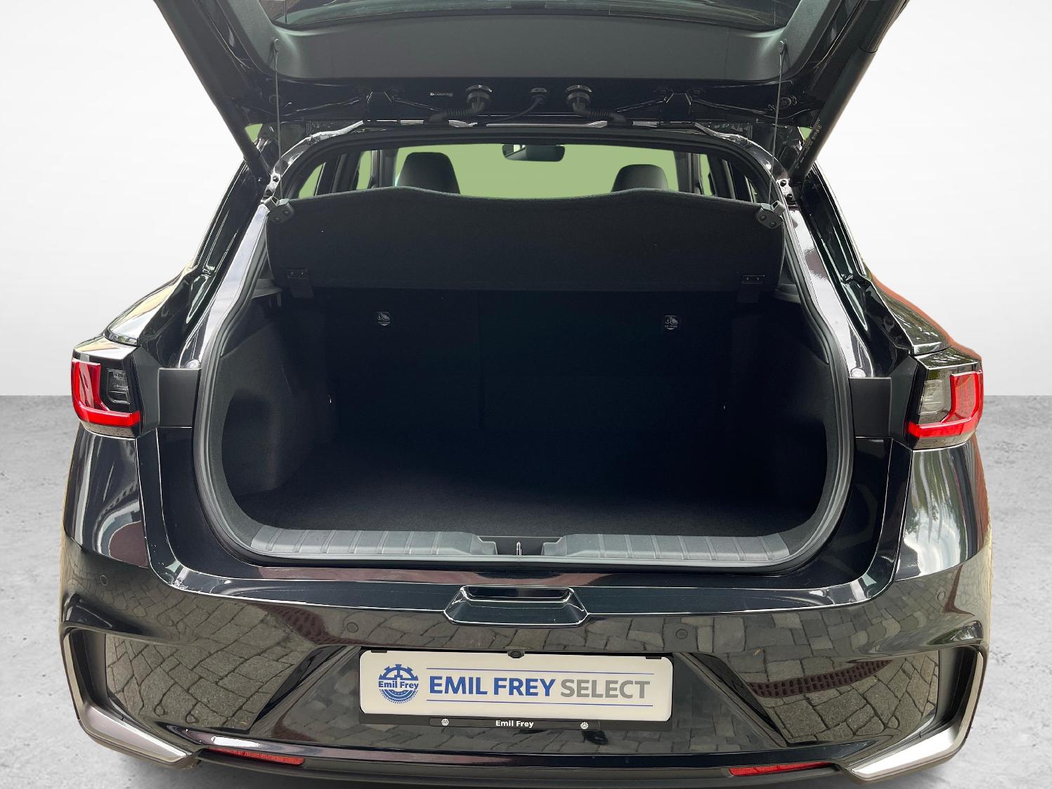 LEXUS LBX 1.5 Hybrid Relax AWD-image-11